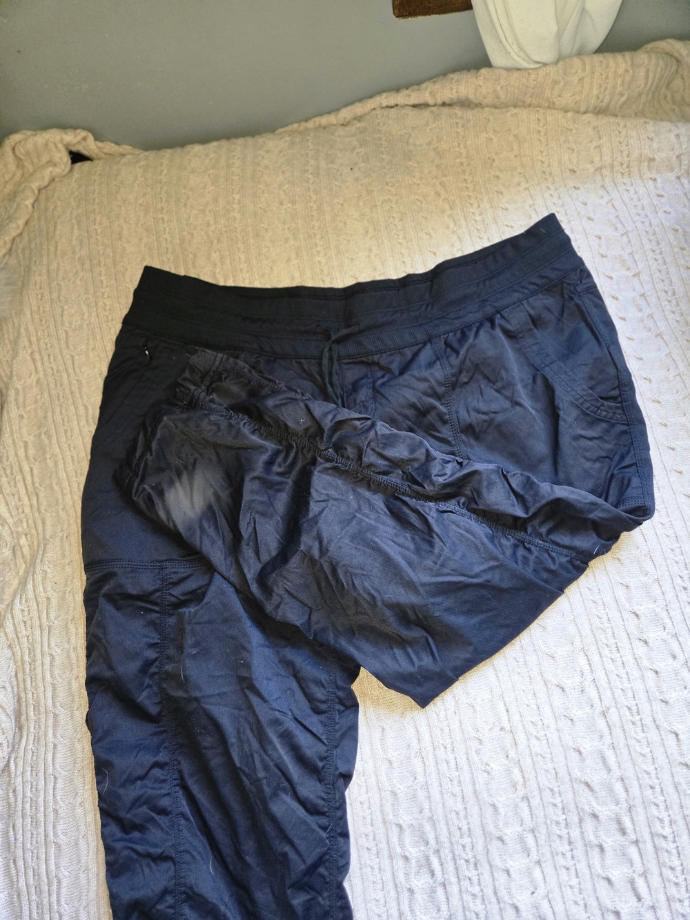 Plus The North Face Black Women's Light Weight Capri Joggers - Picture 3 of 4